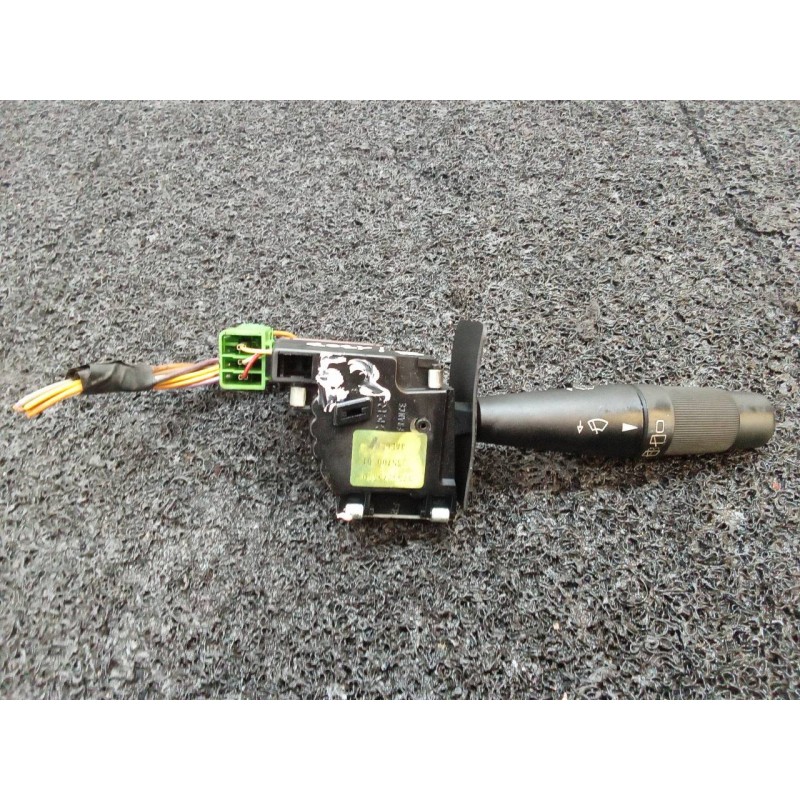 Recambio de mando limpia para peugeot 309 vital referencia OEM IAM 9753275380  