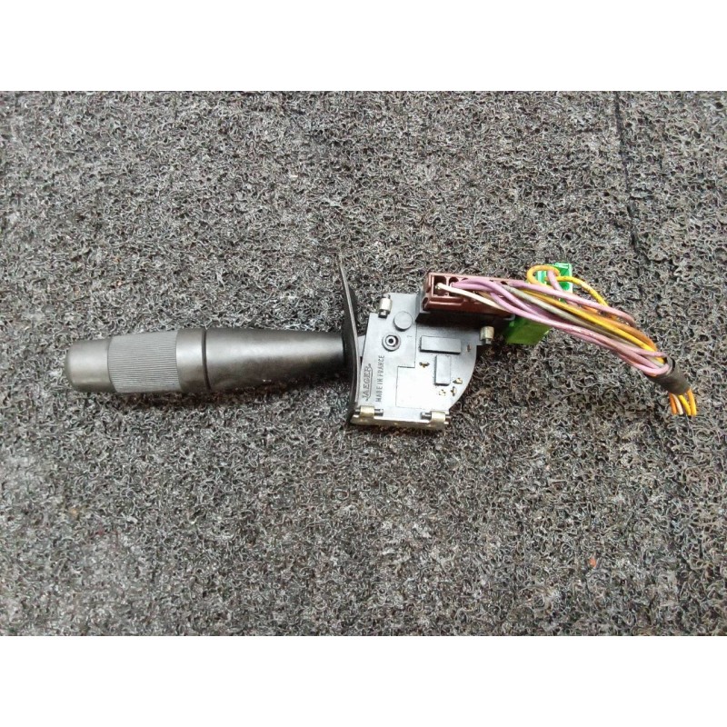 Recambio de mando limpia para peugeot 309 vital referencia OEM IAM 9753275380 - Blanco 3