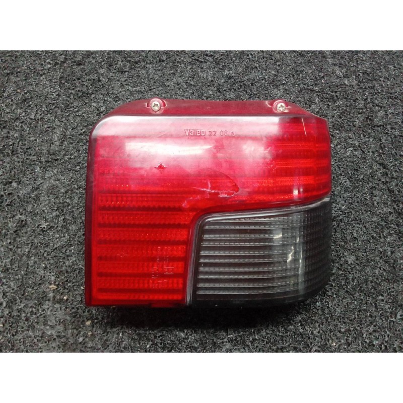 Recambio de piloto trasero derecho para peugeot 205 berlina 1.8 d generation referencia OEM IAM - Rojo 2