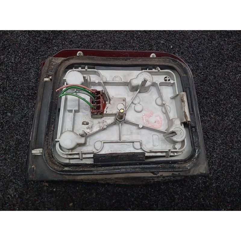 Recambio de piloto trasero derecho para peugeot 205 berlina 1.8 d generation referencia OEM IAM - Rojo 3