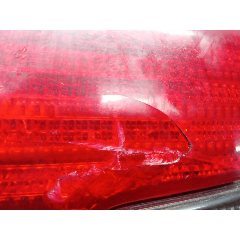 Recambio de piloto trasero derecho para peugeot 205 berlina 1.8 d generation referencia OEM IAM - Rojo 4