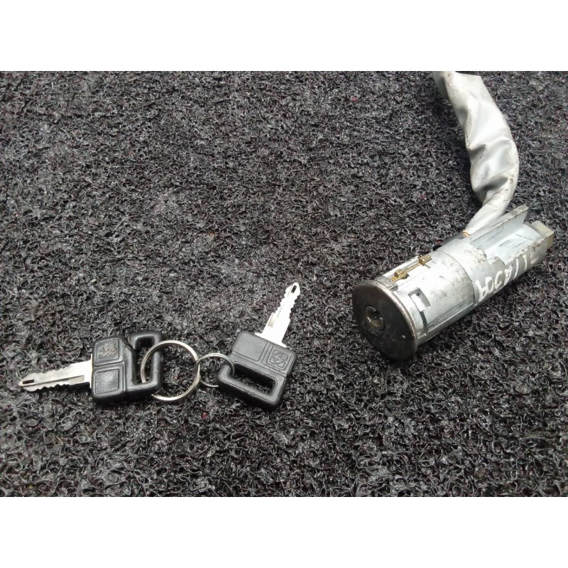 Recambio de antirrobo / llave contacto para peugeot 205 berlina 1.8 d generation referencia OEM IAM   CLAUSOR - Rojo 4