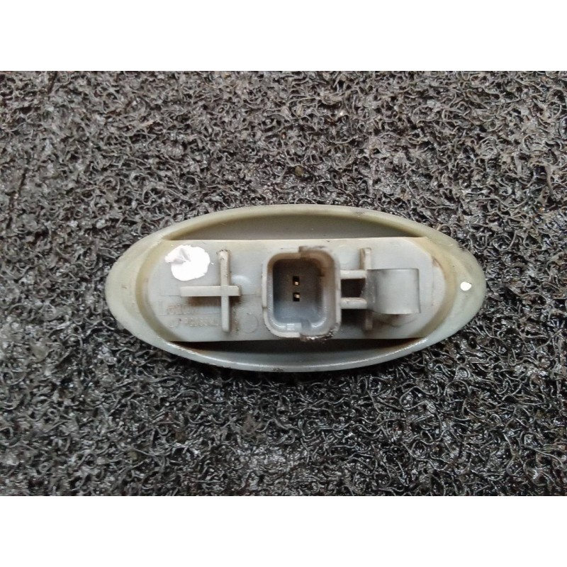 Recambio de piloto lateral derecho para peugeot 206 berlina x-line referencia OEM IAM - Negro 2