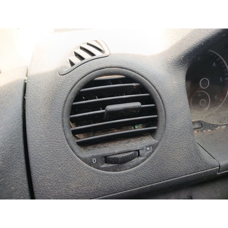 Recambio de rejilla aireadora para volkswagen caddy iii furgoneta/monovolumen (2ka, 2kh, 2ca, 2ch) 1.6 tdi referencia OEM IAM - Blanco