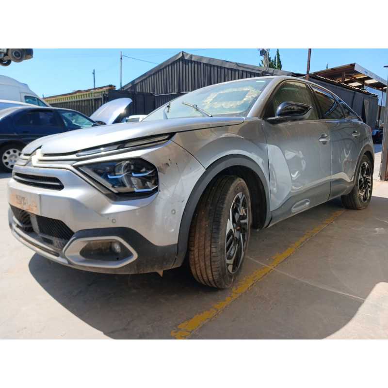 citroën c4 berlina del año 2024