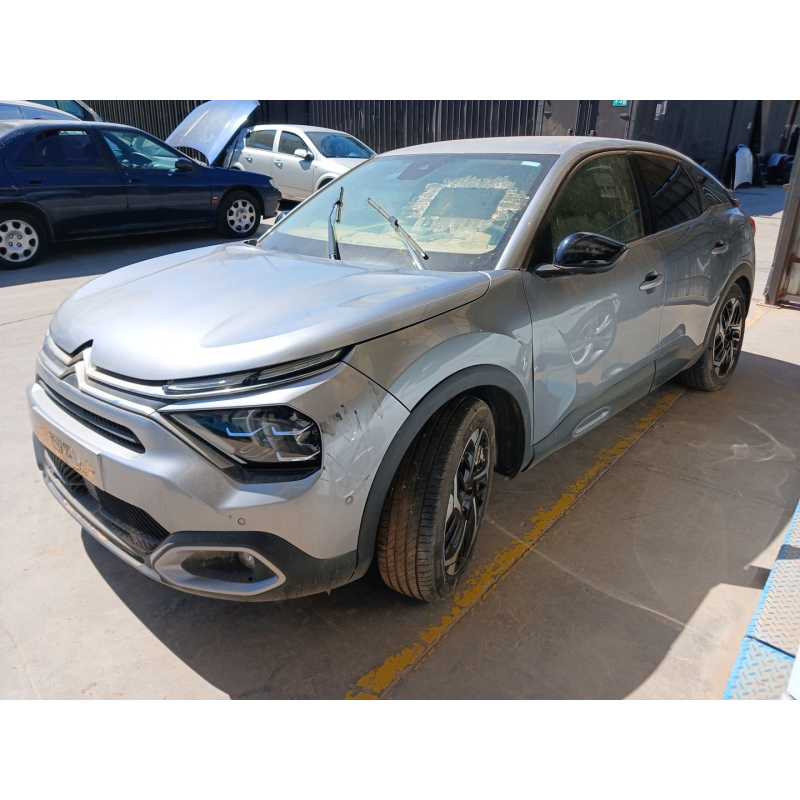 citroën c4 berlina del año 2024