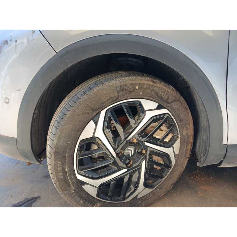 Recambio de aletin delantero izquierdo para citroën c4 berlina feel pack referencia OEM IAM   