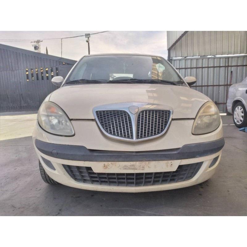 lancia ypsilon (101) del año 2004
