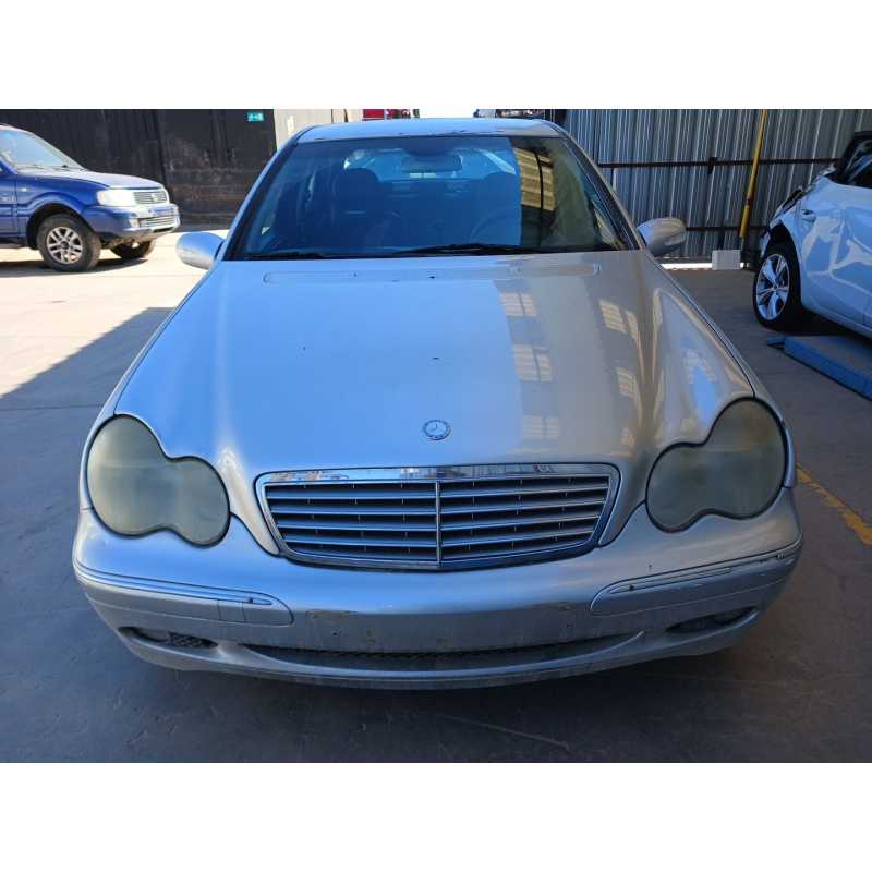 mercedes-benz clase c (w203) del año 2003