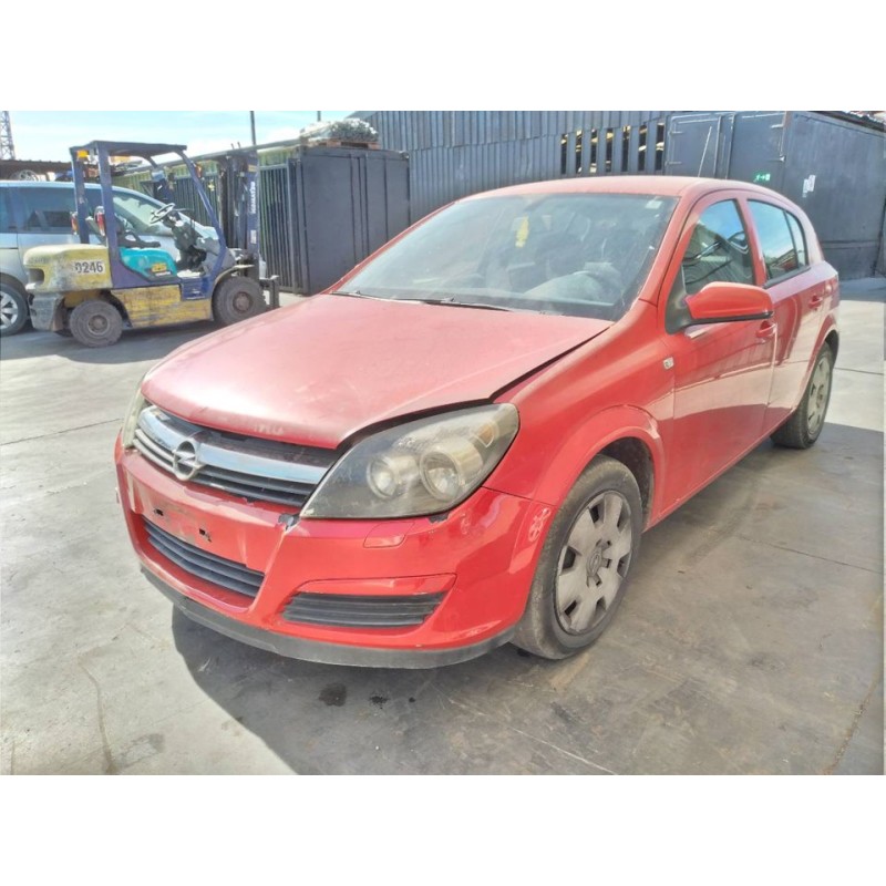 opel astra h berlina del año 2004