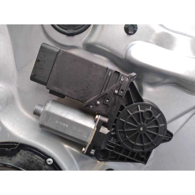 Recambio de elevalunas delantero derecho para volkswagen passat berlina (3b3) comfortline referencia OEM IAM - Azul 3