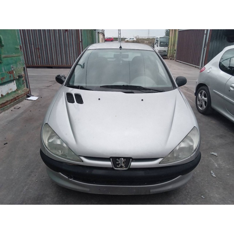 peugeot 206 berlina del año 1999