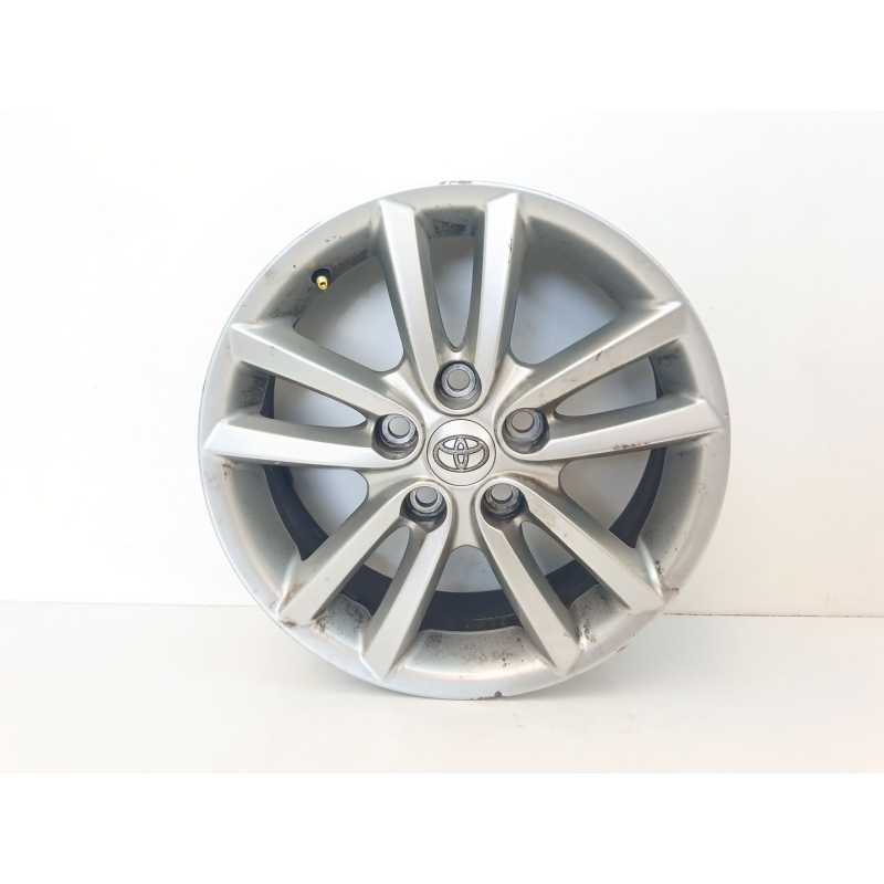 Recambio de llanta para toyota auris active referencia OEM IAM 42611YY250  