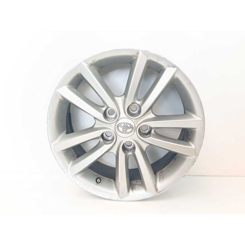 Recambio de llanta para toyota auris active referencia OEM IAM 42611YY250  