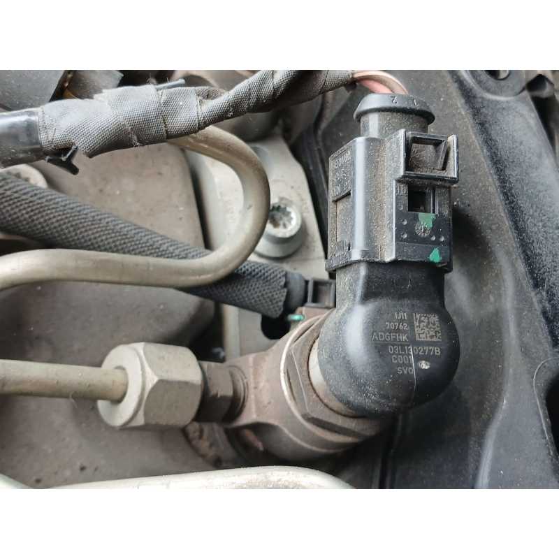 Recambio de inyector para seat ibiza iv (6j5, 6p1) 1.6 tdi referencia OEM IAM 03L130277B  