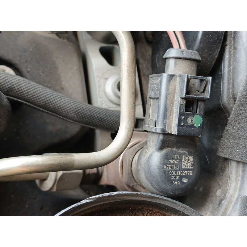 Recambio de inyector para seat ibiza iv (6j5, 6p1) 1.6 tdi referencia OEM IAM 03L130277B  
