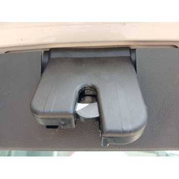 CERRADURA MALETERO / PORTON 