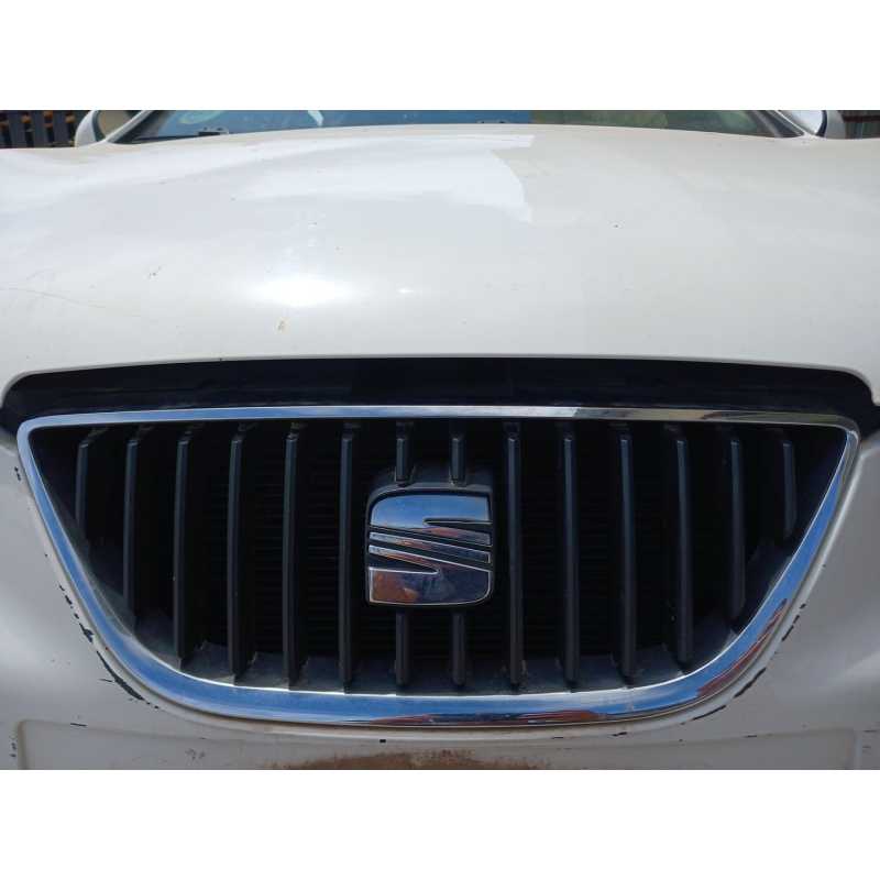 Recambio de rejilla delantera para seat ibiza iv (6j5, 6p1) 1.6 tdi referencia OEM IAM   