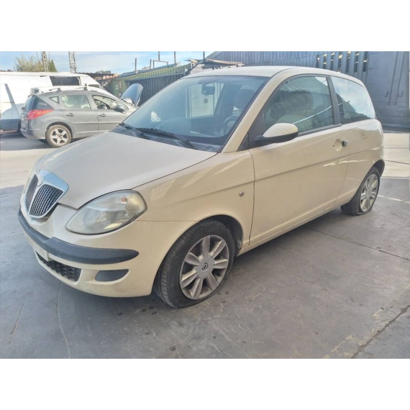 lancia ypsilon (101) del año 2004
