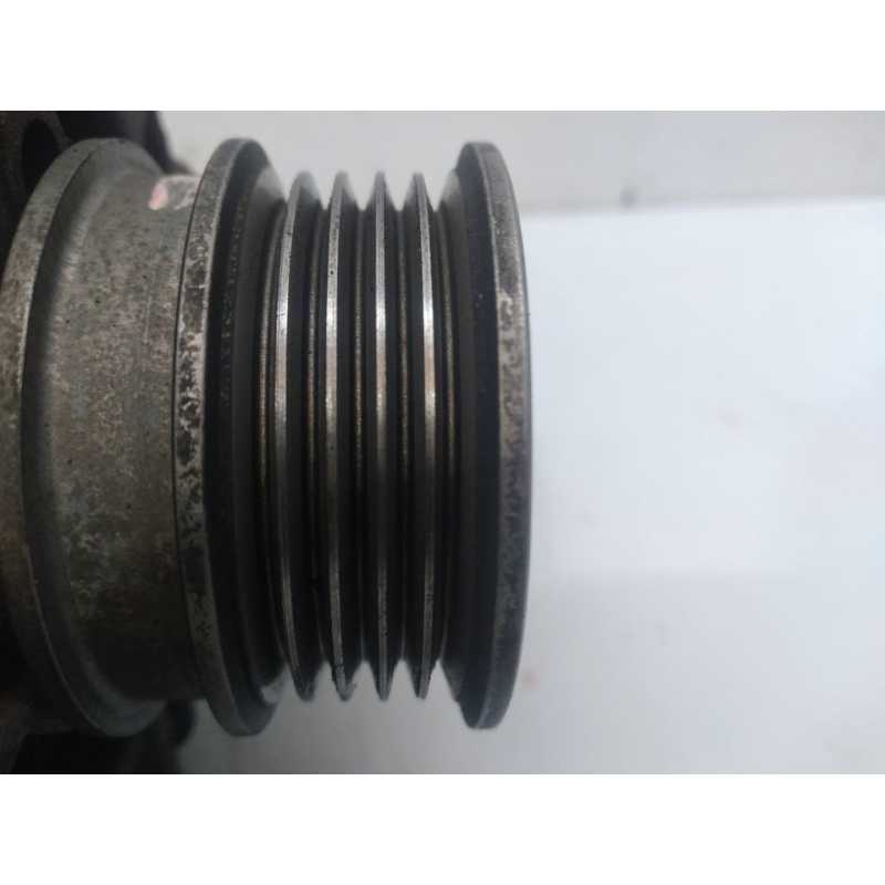 Recambio de alternador para opel astra gtc enjoy referencia OEM IAM 0124425020 55556067 BOSCH - Negro 3