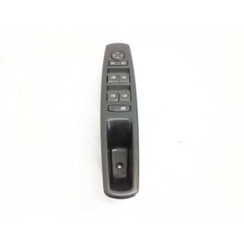 MANDO ELEVALUNAS DELANTERO IZQUIERDO 809610016R 