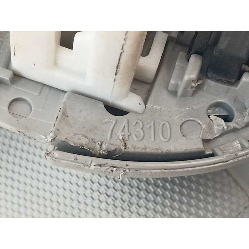 Recambio de parasol derecho para toyota auris active referencia OEM IAM 74310 2