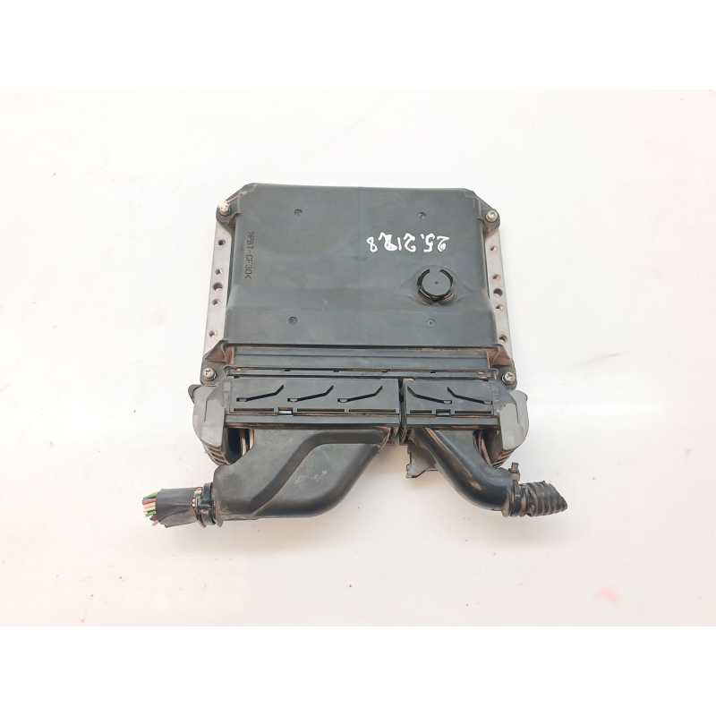 Recambio de centralita motor uce para toyota auris active referencia OEM IAM 8966102S50 MB2753004894 