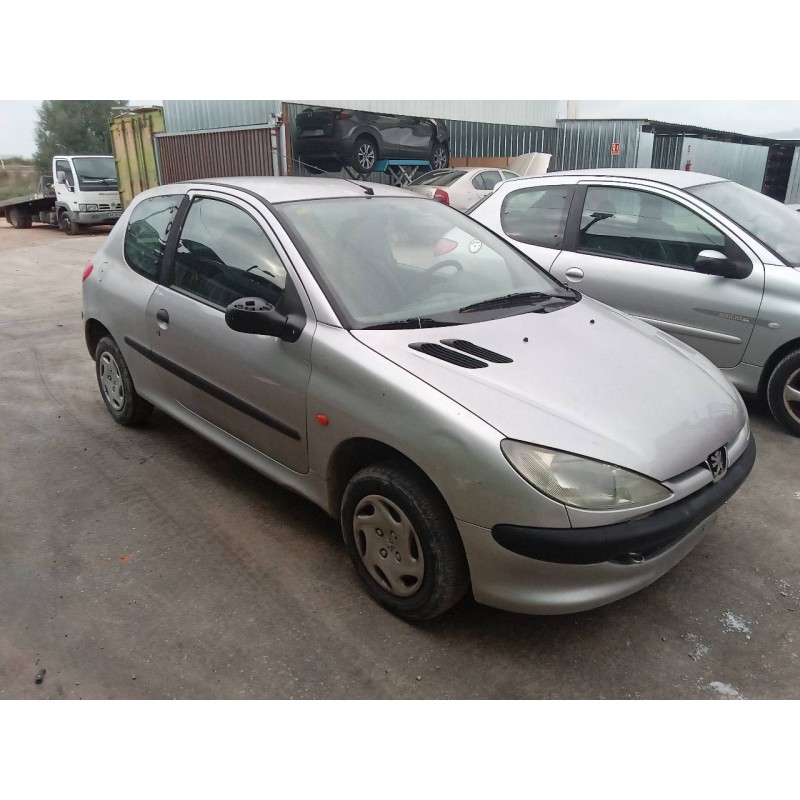 peugeot 206 berlina del año 1999