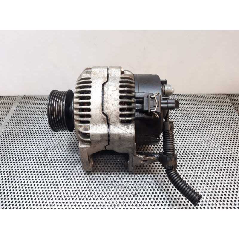 Recambio de alternador para volkswagen caravelle 2.4 d referencia OEM IAM 0123320018 028903027N 