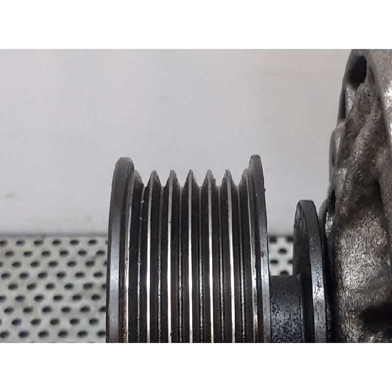 Recambio de alternador para volkswagen caravelle 2.4 d referencia OEM IAM 0123320018 028903027N - Verde 4