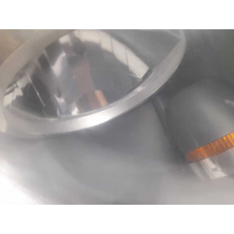 Recambio de faro derecho para ford fiesta (cbk) monovolumen referencia OEM IAM - Blanco 2