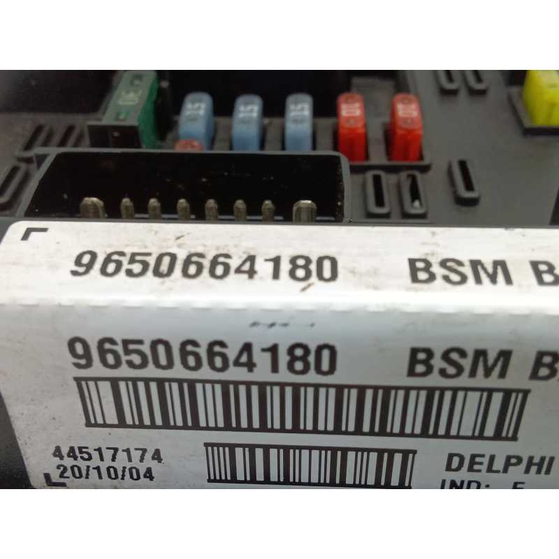 Recambio de caja reles / fusibles para peugeot 307 (3a/c) 2.0 hdi 90 referencia OEM IAM 9650664180 - Gris 2