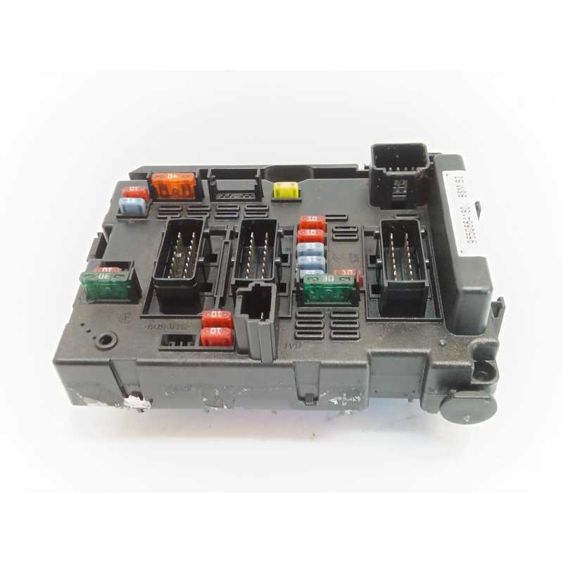 Recambio de caja reles / fusibles para peugeot 307 (3a/c) 2.0 hdi 90 referencia OEM IAM 9650664180 - Gris 3