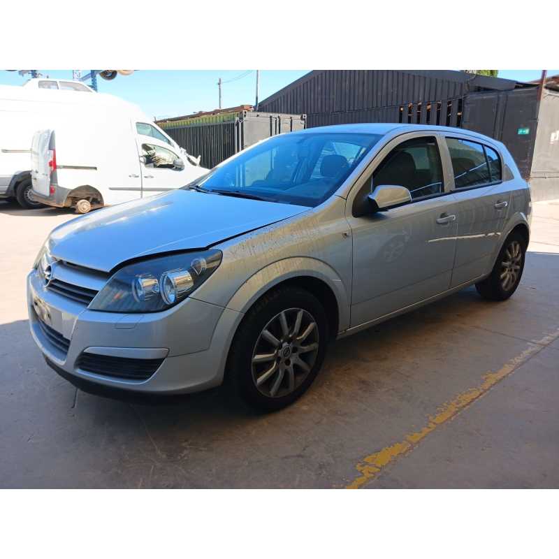 opel astra h (a04) del año 2004