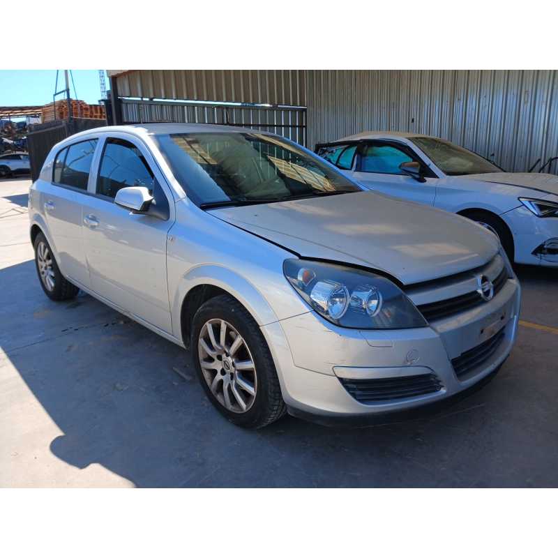 opel astra h (a04) del año 2004