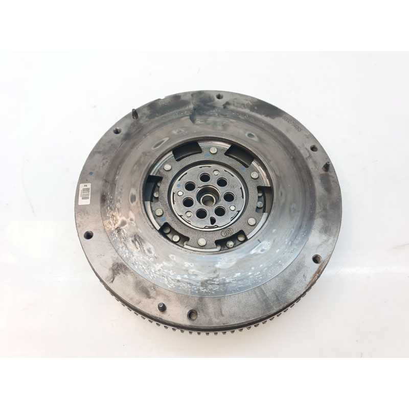 Recambio de volante motor para iveco daily furgón fg h2 33 s ... v batalla 3520 l referencia OEM IAM 5802794865 - Blanco