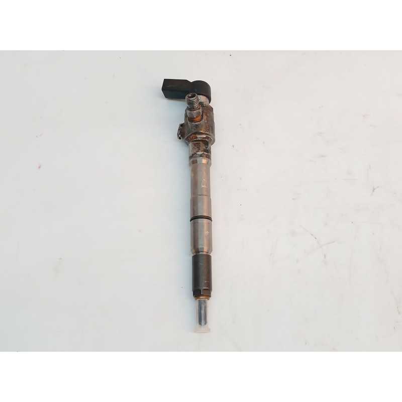 Recambio de inyector para audi a1 (8x1, 8xk) 1.6 tdi referencia OEM IAM 03L130277B  