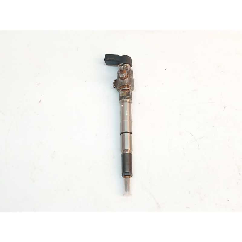 Recambio de inyector para audi a1 (8x1, 8xk) 1.6 tdi referencia OEM IAM 03L130277B  