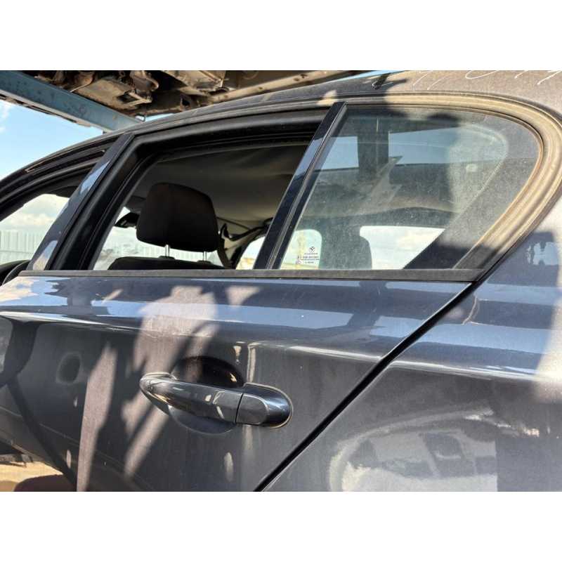 Recambio de puerta trasera izquierda para bmw serie 1 berlina (e81/e87) 118i referencia OEM IAM   
