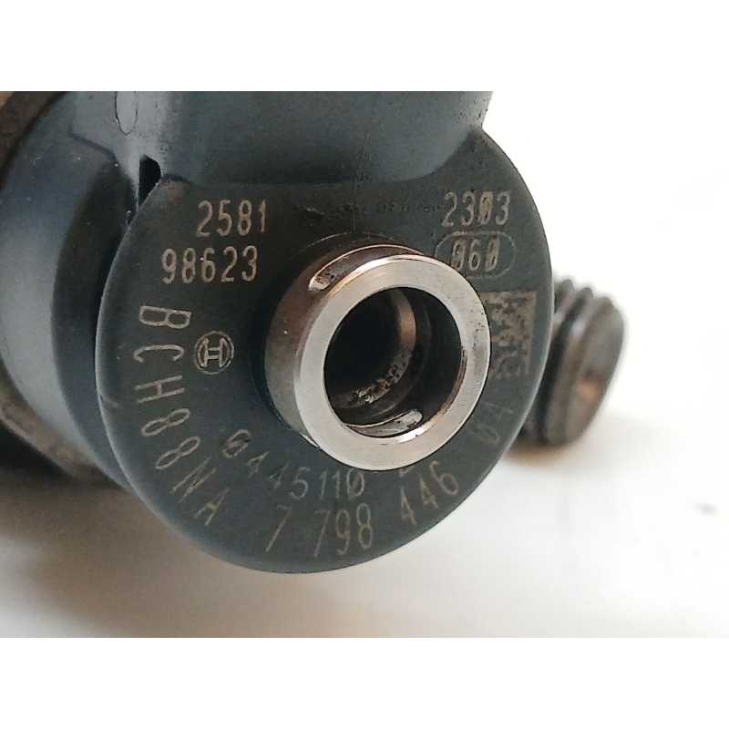 Recambio de inyector para bmw serie 1 berlina (e81/e87) 118d referencia OEM IAM 0445110289 - Blanco 2