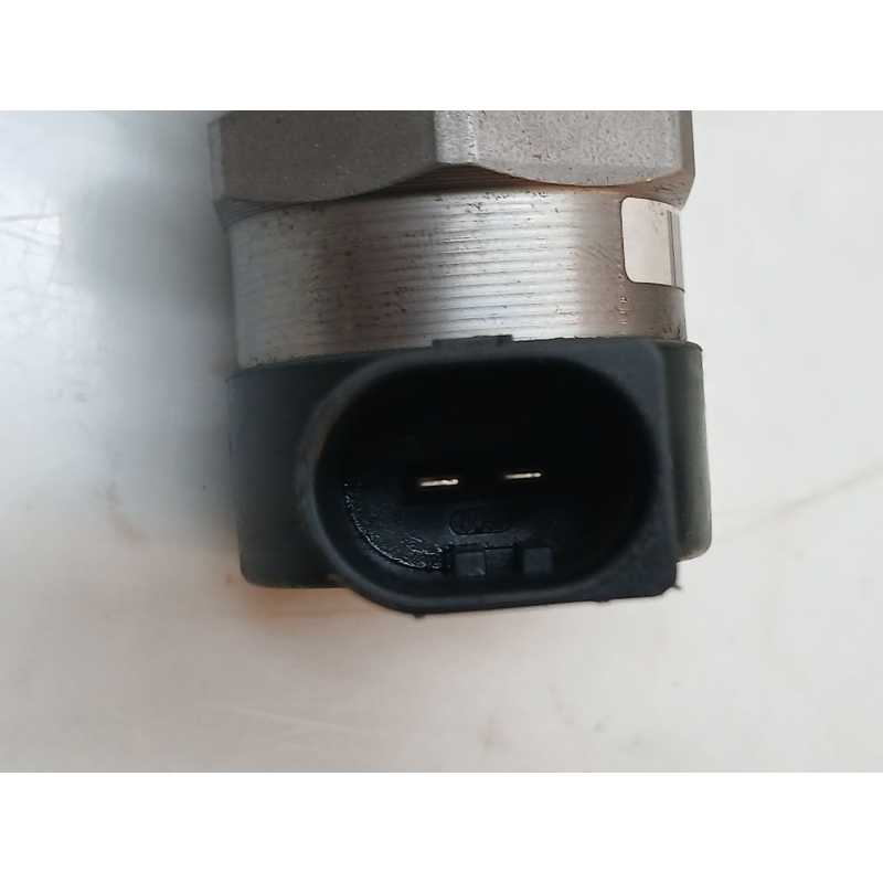 Recambio de rampa inyectora para bmw serie 1 berlina (e81/e87) 118d referencia OEM IAM 0445214182 780912702 - Blanco 3