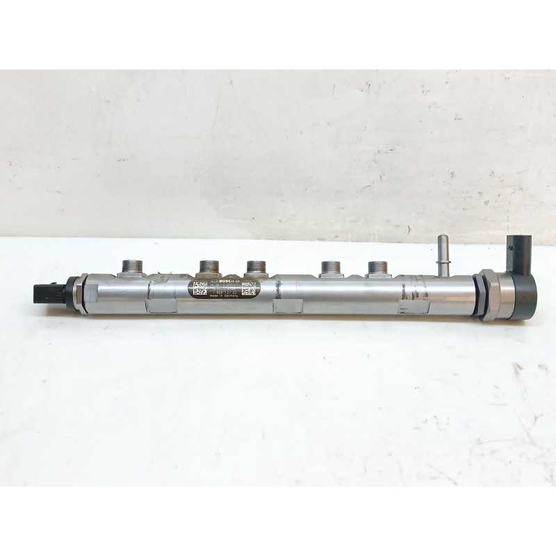 Recambio de rampa inyectora para bmw serie 1 berlina (e81/e87) 118d referencia OEM IAM 0445214182 780912702 - Blanco 4