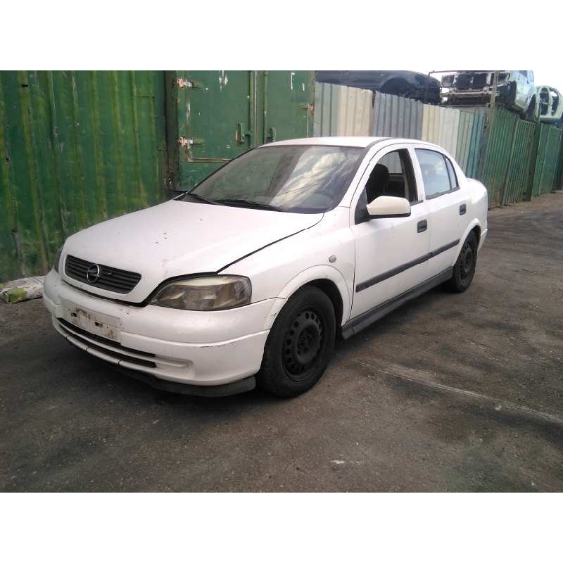 opel astra g berlina del año 1999