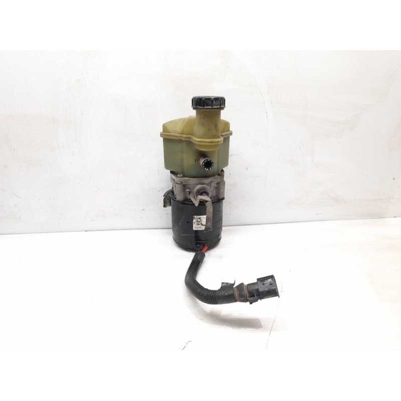 Recambio de bomba direccion para renault kangoo (f/kc0) alize referencia OEM IAM 423388D 183042610U 
