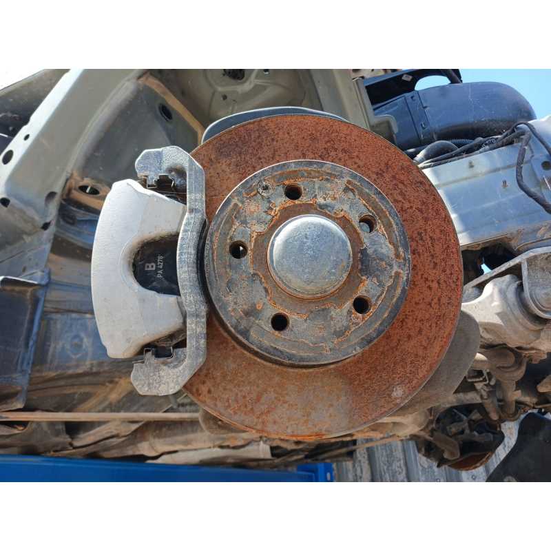 Recambio de mangueta delantera derecha para mercedes-benz clase c (w204) berlina c 200 cdi (204.007) referencia OEM IAM   