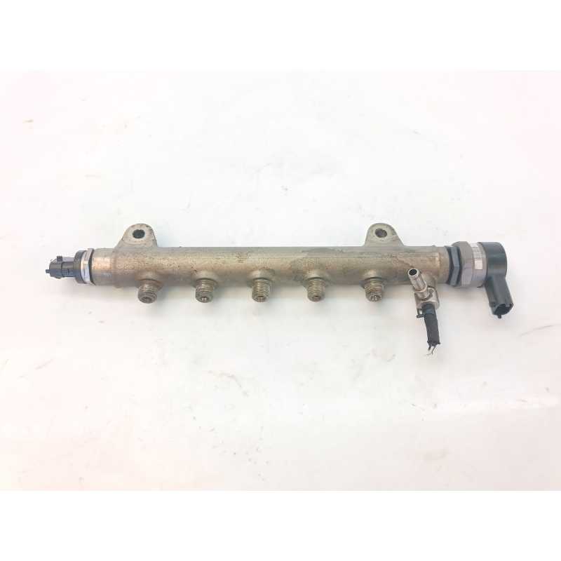 Recambio de rampa inyectora para kia rio 1.5 crdi ex1 referencia OEM IAM 0445214111 314002A410 
