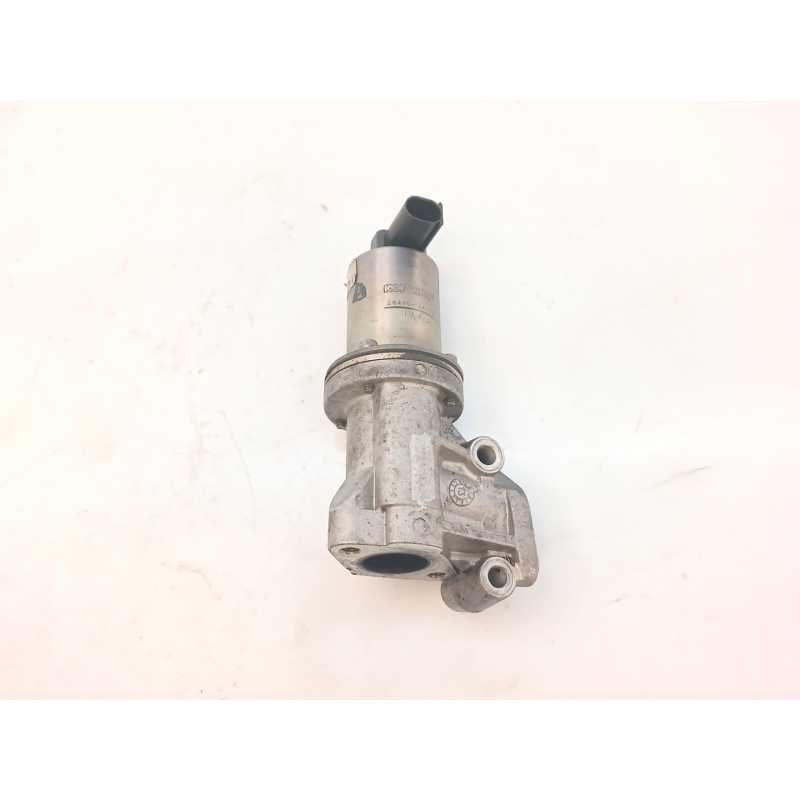 Recambio de valvula egr para kia rio 1.5 crdi ex1 referencia OEM IAM 284102A120  