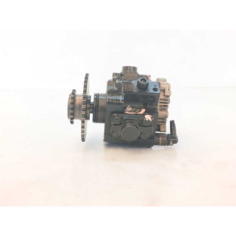 Recambio de bomba inyeccion para kia rio 1.5 crdi ex1 referencia OEM IAM 0445010124 331002A410 BOSCH