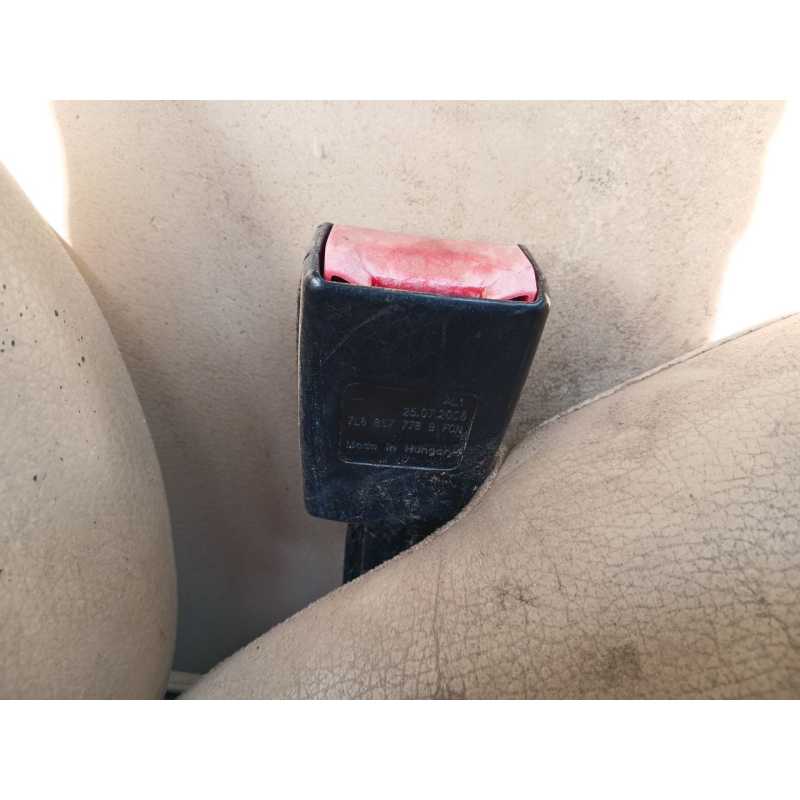 Recambio de enganche cinturon delantero derecho para volkswagen touareg (7la) tdi r5 referencia OEM IAM   