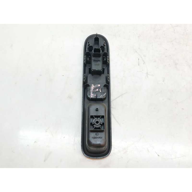 Recambio de mando elevalunas delantero derecho para peugeot 3008 confort referencia OEM IAM 96662297XT 3